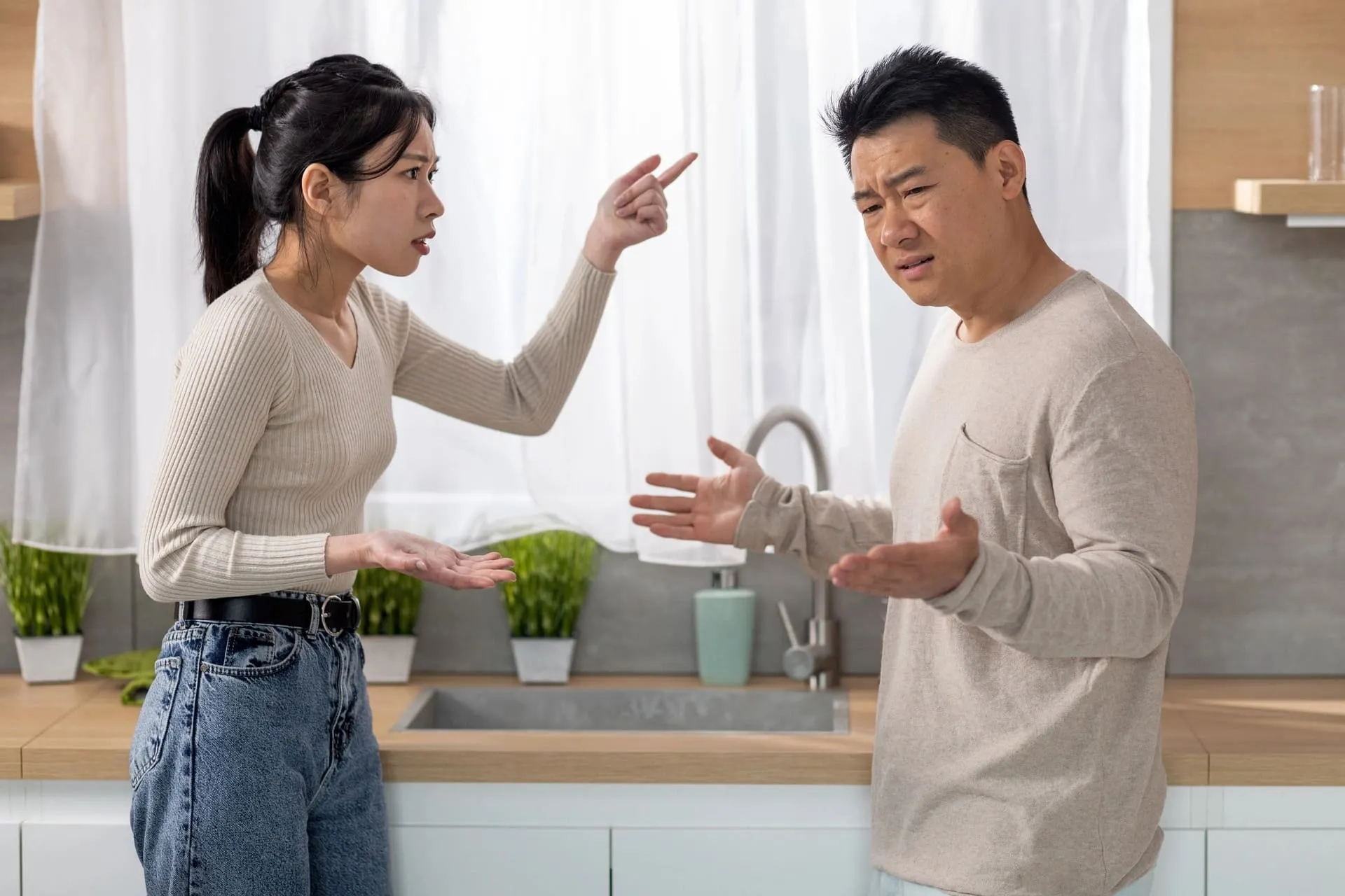 Căn duyên tiền định tuổi Kỷ Mão: Những tuổi này nếu kết hôn qua hạn mới phát đạt