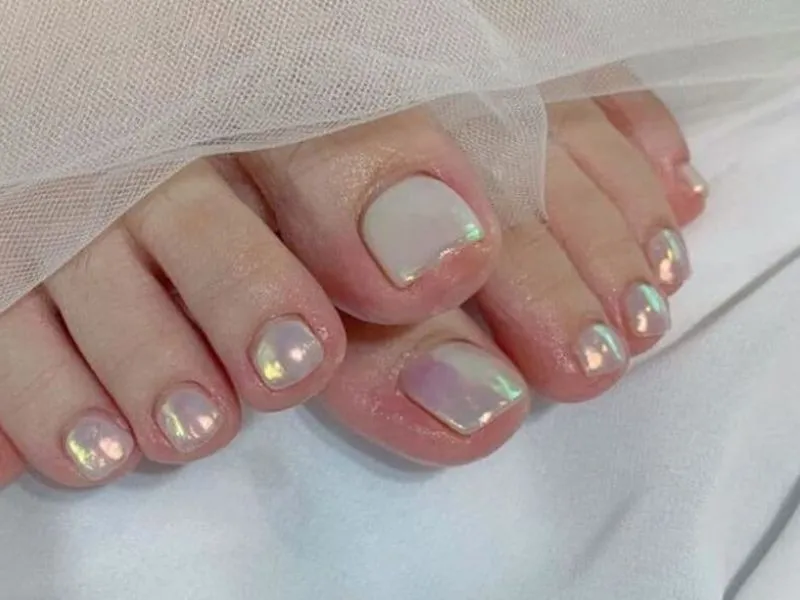 Gợi ý 40+ mẫu nail chân Tết 2024 cực xinh yêu cho các nàng