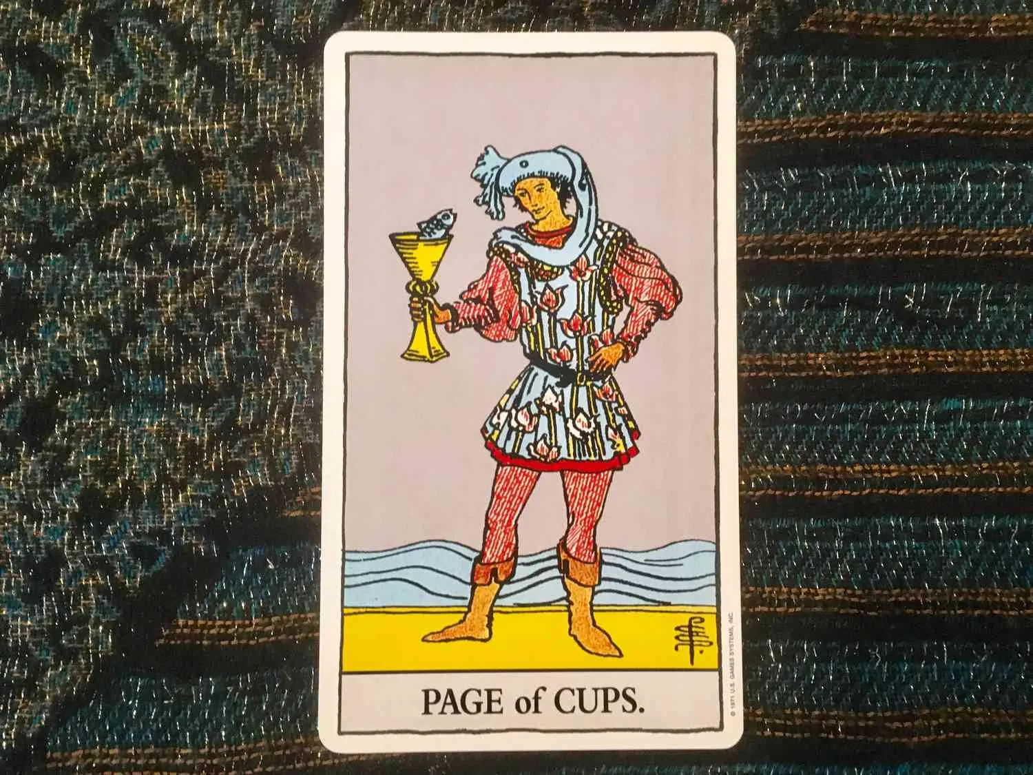 Ý nghĩa lá Page Of Cups trong Tarot: Sáng tạo, năng động nhưng dễ bị cám dỗ