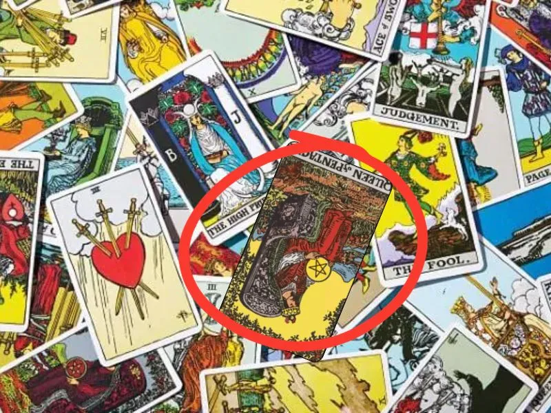 Ý nghĩa lá queen of pentacles trong tarot – Biểu tượng của sự thịnh vượng hay hỗn loạn